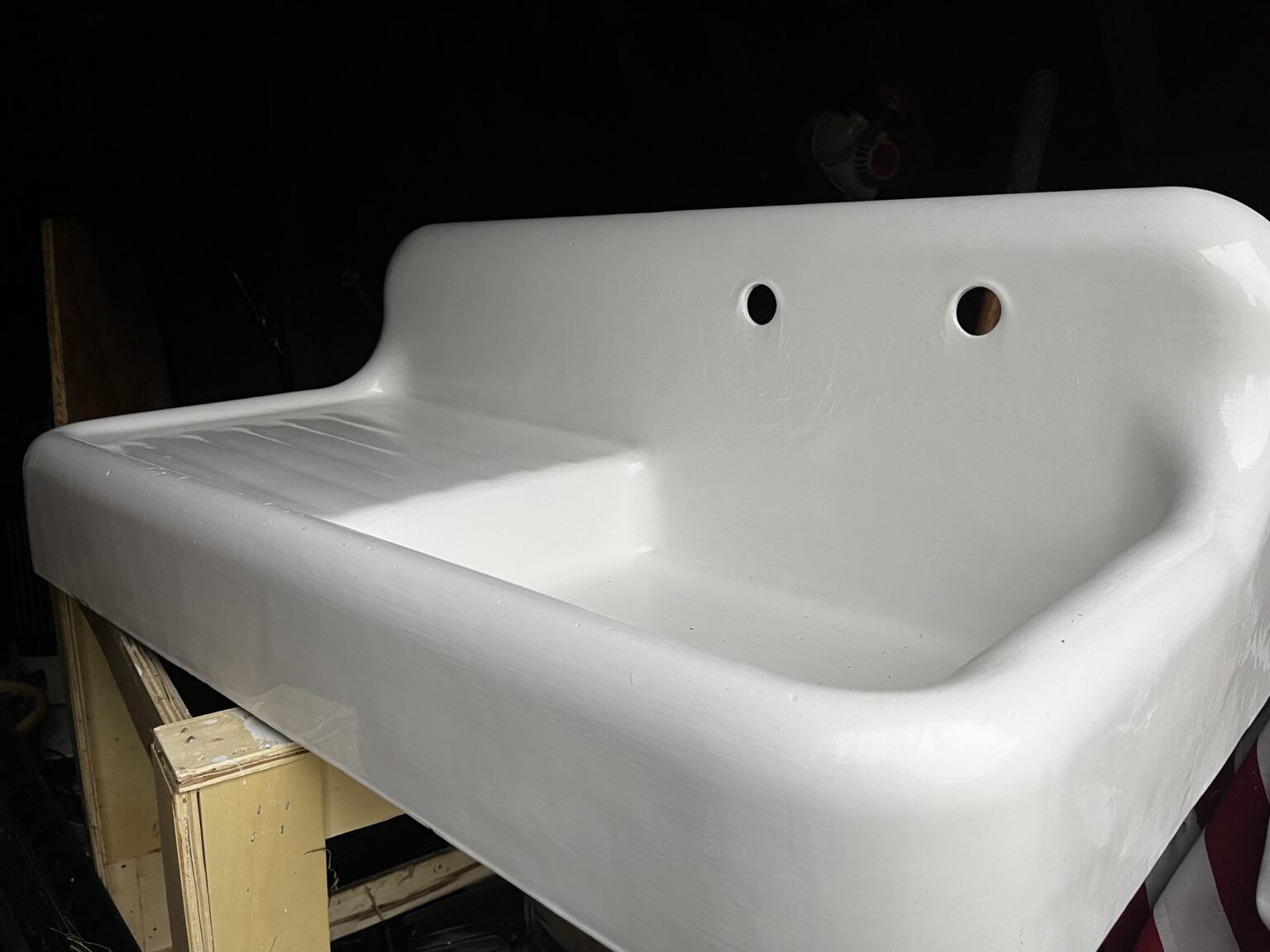 How to Refinish a Cast Iron Sink: A Step-by-Step DIY Guide - Sunshine ...